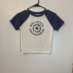 Hollister Croptop